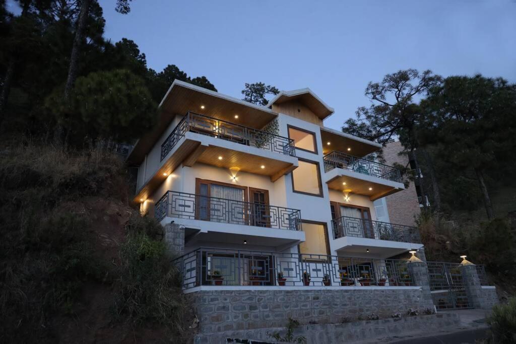 The Cerro Rico - 3 Bhk Modern Villa Kasauli Exterior foto
