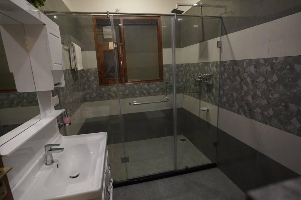 The Cerro Rico - 3 Bhk Modern Villa Kasauli Exterior foto